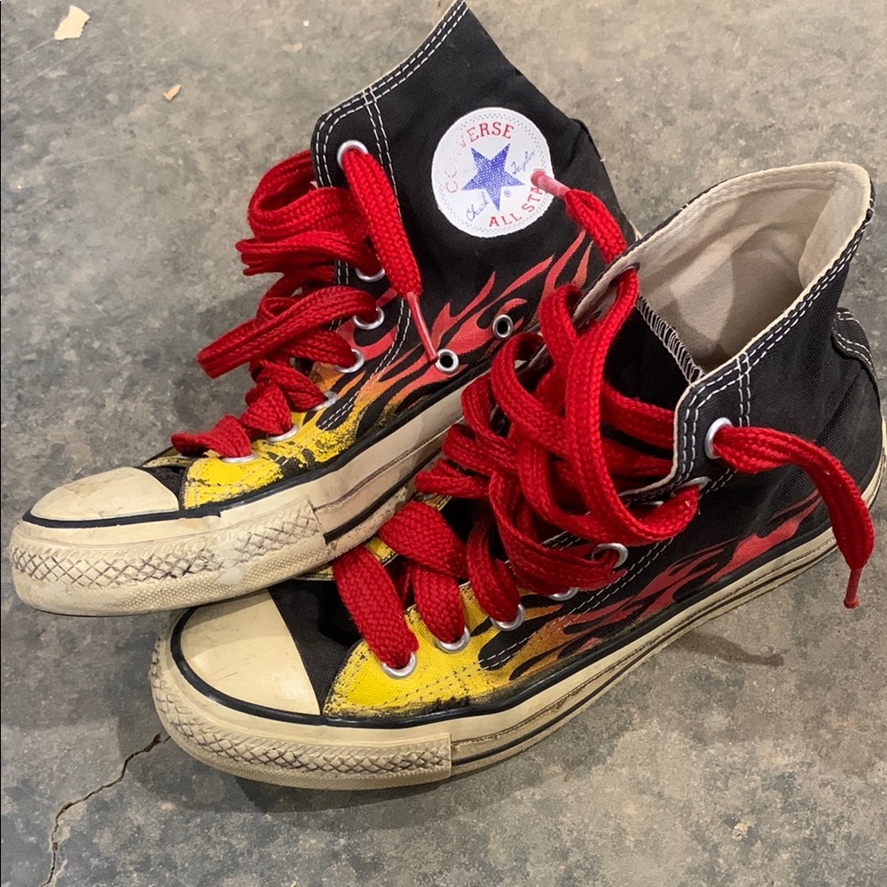 Vintage flame 🔥 converse all stars